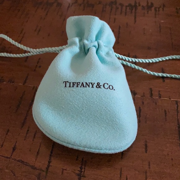 Authentic - Tiffany & Co. Jewelry Dust Bag w/inside compartments - Picture 5 of 7